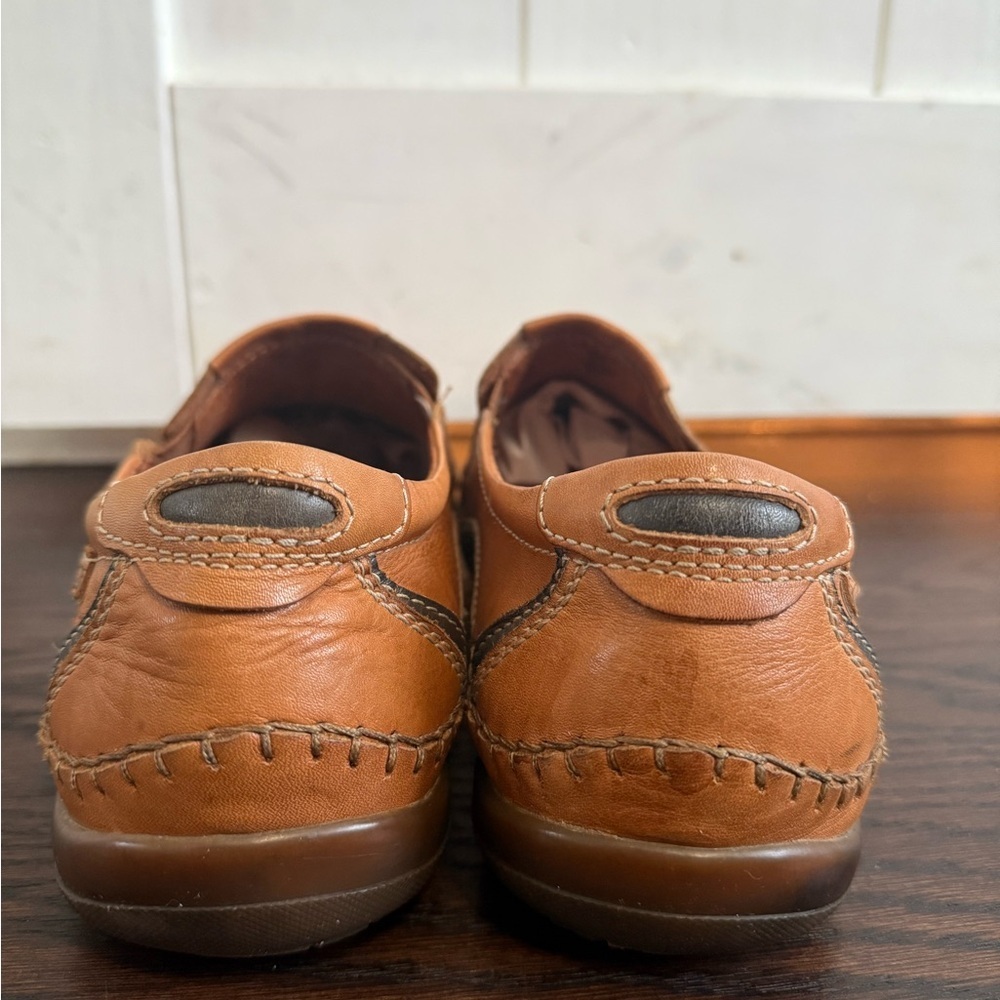 Pikolinos San Telmo Brown Leather Loafers Size 42 View 5